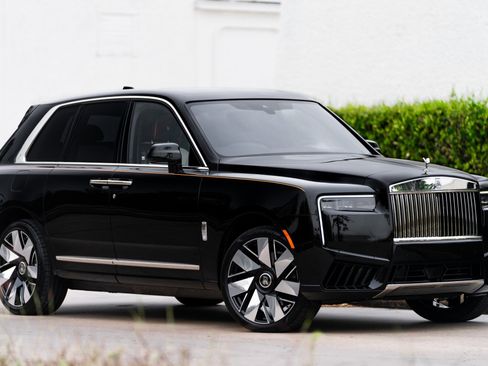 Used 2026 Rolls-Royce Cullinan image 1