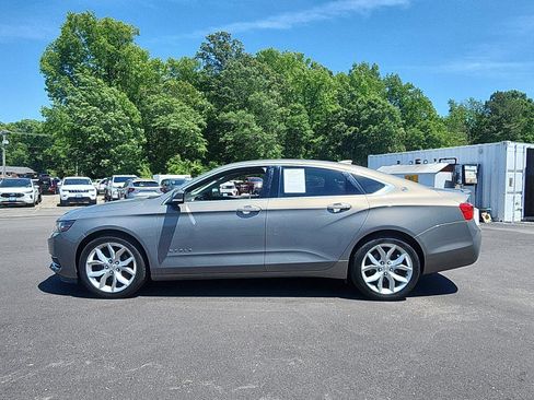 Used 2017 Chevrolet Impala LT w/ Leather Package FWD image 2