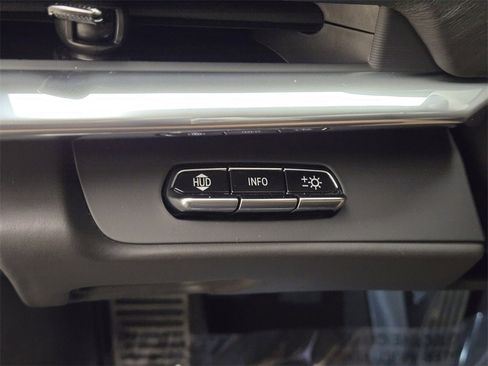 Used 2020 Chevrolet Corvette Stingray Premium Cpe w/ 3LT Preferred Equipment Group image 37