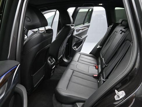 Used 2024 BMW X3 sDrive30i w/ Convenience Package image 16