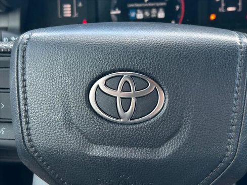 Certified 2026 Toyota Tacoma SR5 RWD image 35