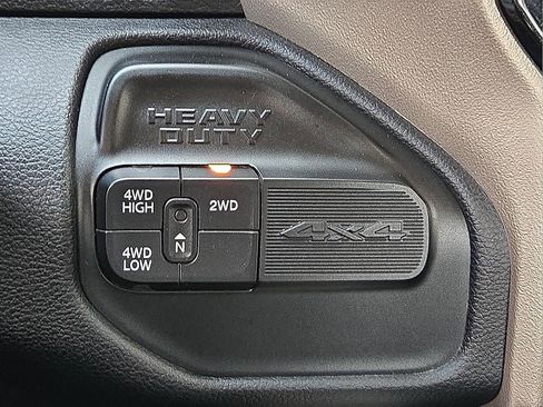 Used 2022 RAM 2500 Laramie w/ Body Color Bumper Group AWD/4WD image 18