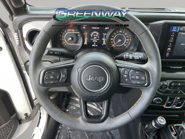 Used 2024 Jeep Wrangler Unlimited Sport AWD/4WD image 29