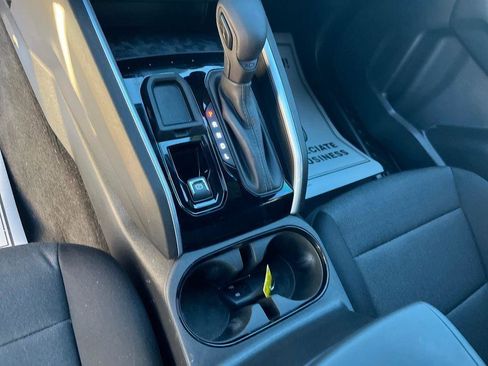 Used 2025 Chevrolet Colorado W/T w/ WT Convenience Package II image 13