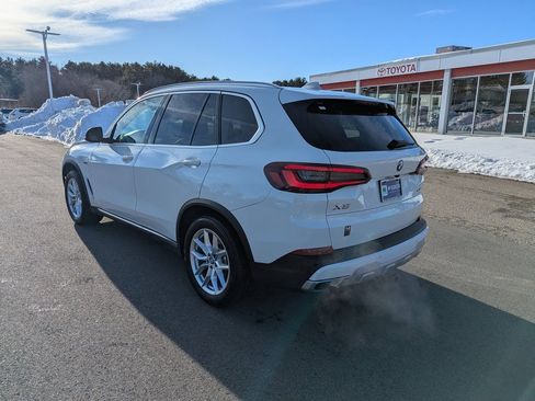 Used 2022 BMW X5 xDrive45e w/ Luxury Seating Package image 3