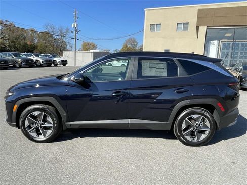 New 2025 Hyundai Tucson SEL image 2