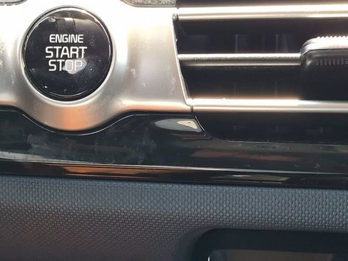 Used 2023 Kia Seltos S w/ Navigation Package FWD image 23