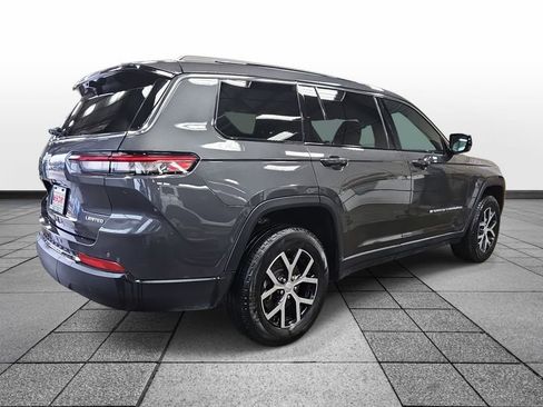 Used 2024 Jeep Grand Cherokee L Limited w/ Luxury Tech Group II image 5