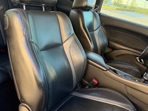 Used 2017 Dodge Challenger SXT Plus RWD image 10