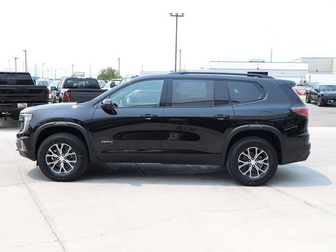 New 2026 GMC Acadia AT4 w/ Luxury Package AWD/4WD image 3