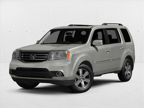 Used 2015 Honda Pilot Touring image 1