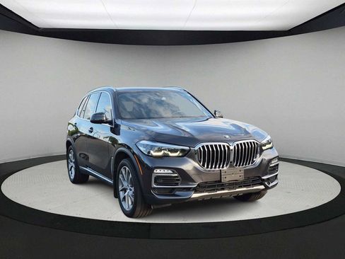 Used 2019 BMW X5 xDrive40i w/ Premium Package 2 AWD/4WD image 2