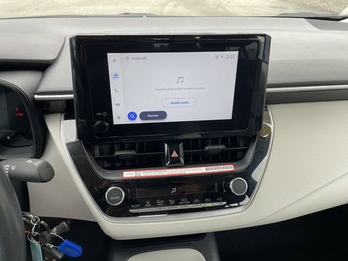 Used 2026 Toyota Corolla LE FWD image 18