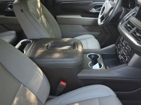 Used 2024 Chevrolet Tahoe Z71 AWD/4WD image 13