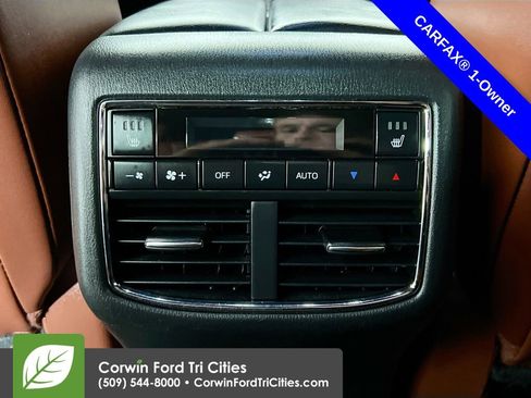 Used 2018 MAZDA CX-9 Signature image 32