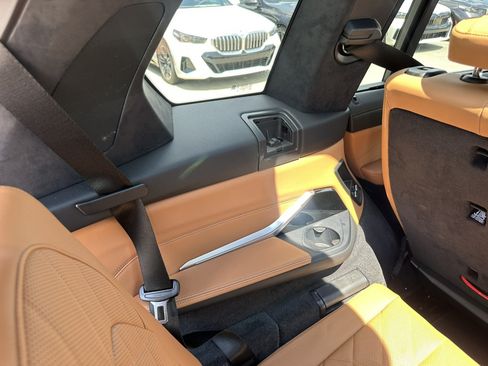 Used 2026 BMW X7 xDrive40i AWD/4WD image 29