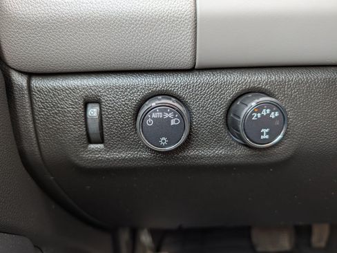Used 2019 Chevrolet Colorado W/T w/ WT Convenience Package AWD/4WD image 29