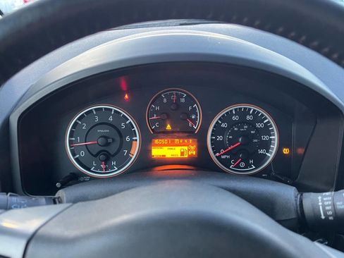 Used 2011 Nissan Titan SV w/ SV Value Truck Pkg image 15