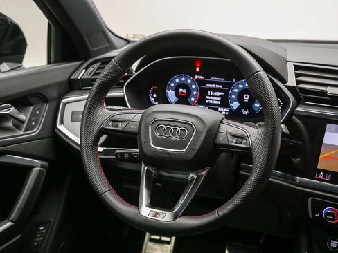 Certified 2025 Audi Q3 2.0T Premium Plus w/ Premium Plus Package AWD/4WD image 16