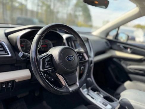 Used 2021 Subaru Ascent Premium w/ Convenience Package AWD/4WD image 12