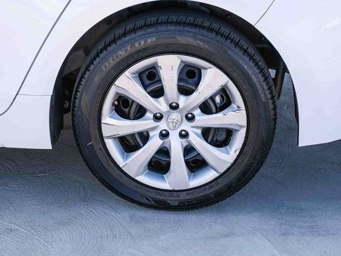 Used 2025 Toyota Corolla LE FWD image 9