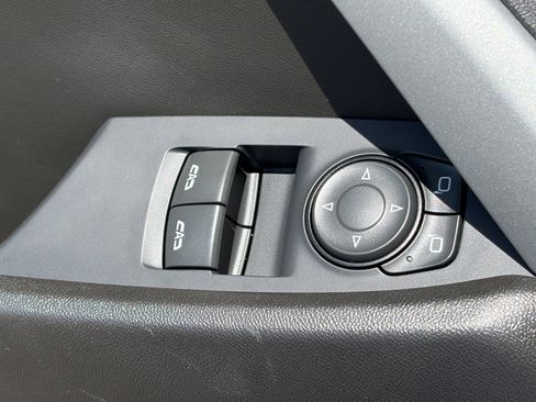 Used 2024 Chevrolet Camaro LT RWD image 15