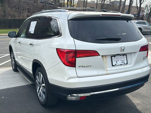 Used 2017 Honda Pilot Elite image 6