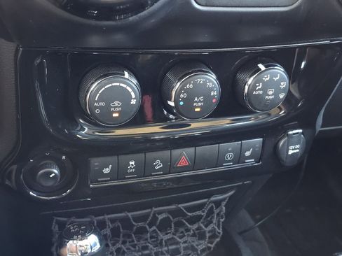 Used 2017 Jeep Wrangler Unlimited Sahara w/ Max Tow Package image 27