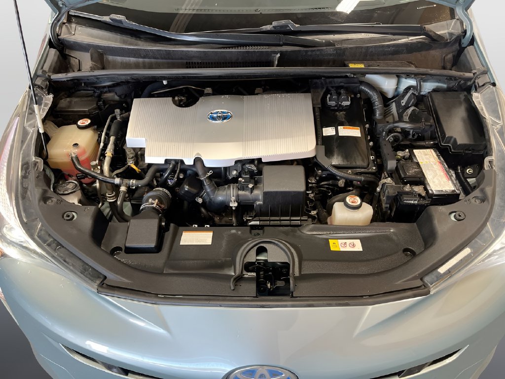 Used 2017 Toyota Prius Four w/ Premium Convenience Package FWD image 30
