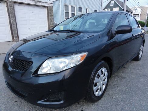 Used 2009 Toyota Corolla LE FWD image 6