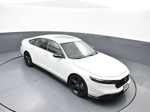 Certified 2023 Honda Accord Sport image 70