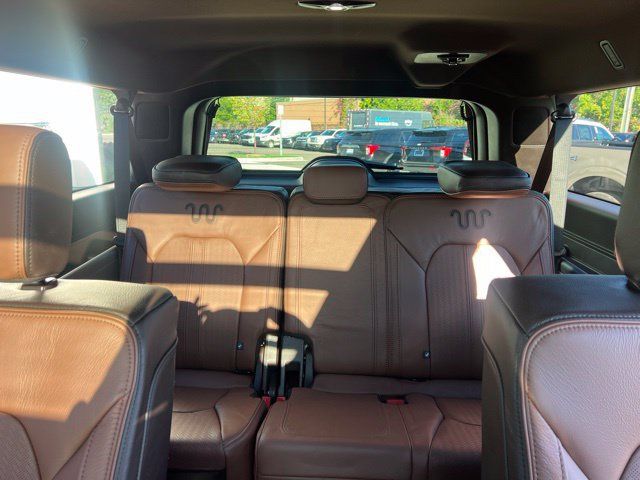 Used 2024 Ford Expedition Max King Ranch AWD/4WD image 20