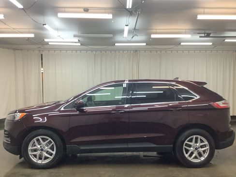 Used 2022 Ford Edge SEL w/ Convenience Package AWD/4WD image 9