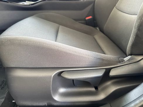 Used 2024 Toyota Prius LE image 14