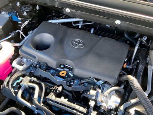 Used 2024 Toyota RAV4 XLE Premium image 64