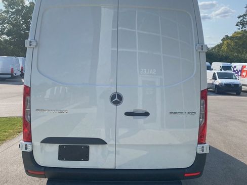 New 2024 Mercedes-Benz Sprinter 3500 image 3