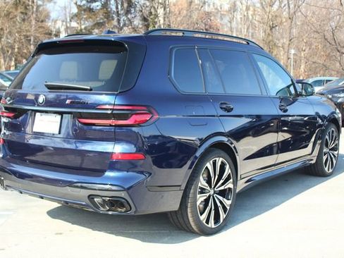 New 2026 BMW X7 M60i image 9