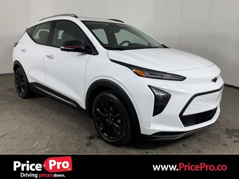 Used 2023 Chevrolet Bolt EUV Premier w/ Sun & Sound Package image 1