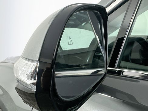 Used 2023 Hyundai Santa Fe Limited image 16