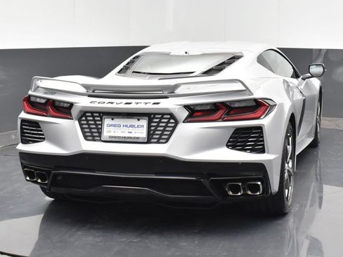 Used 2020 Chevrolet Corvette Stingray Preferred Cpe w/ 2LT Preferred Equipment Group RWD image 18