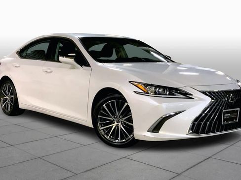 Certified 2022 Lexus ES 350 w/ Premium Package image 2