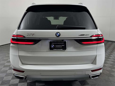 Used 2023 BMW X7 xDrive40i image 9