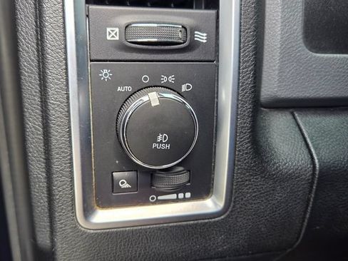 Used 2015 RAM 1500 Lone Star AWD/4WD image 29