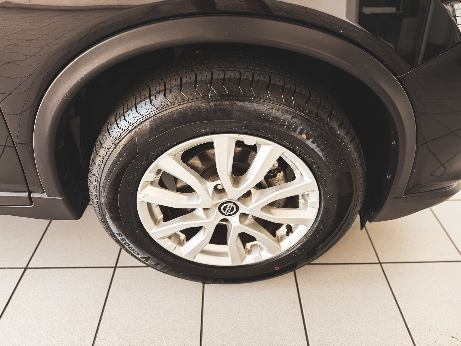 Used 2020 Nissan Rogue SV FWD image 15