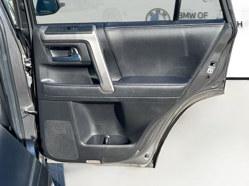 Used 2022 Toyota 4Runner SR5 image 31