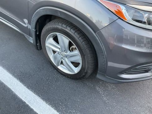 Used 2020 Honda HR-V EX image 3