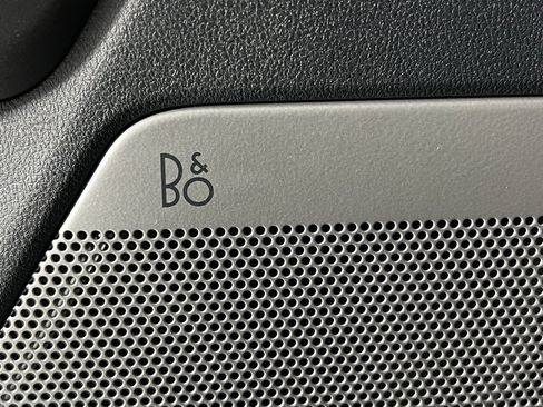 Used 2025 Ford F450 Lariat w/ FX4 Off-Road Package image 18