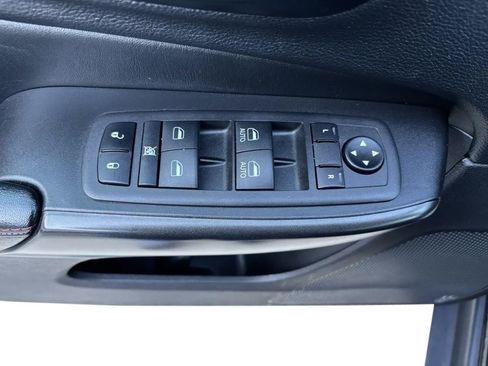 Used 2021 Jeep Cherokee Trailhawk w/ Sun, Sound & Nav Group image 23