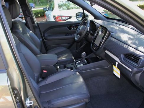 Used 2025 Subaru Forester Limited image 33