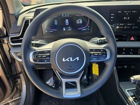 Certified 2025 Kia Sportage LX FWD image 26